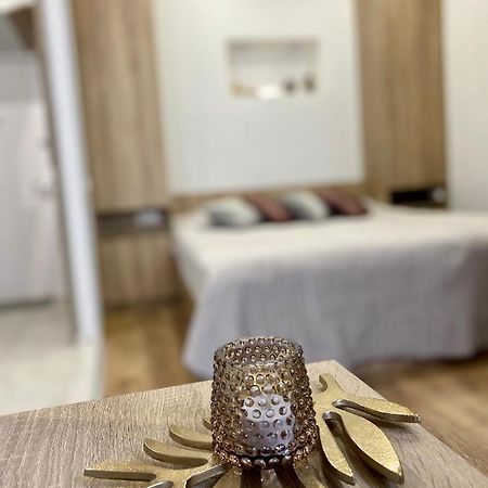 Homelike Apartment Лвив Екстериор снимка