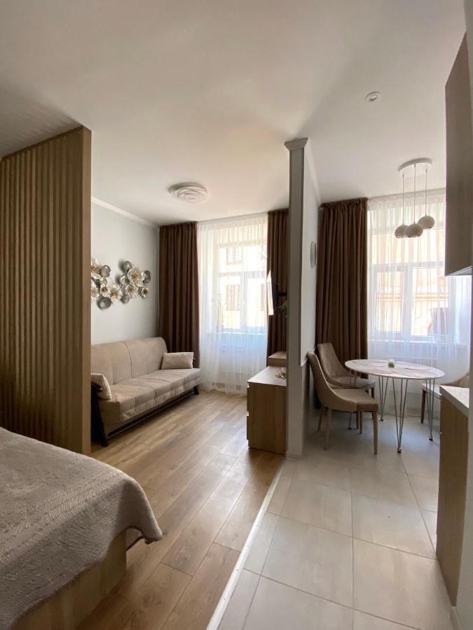 Homelike Apartment Лвив Екстериор снимка