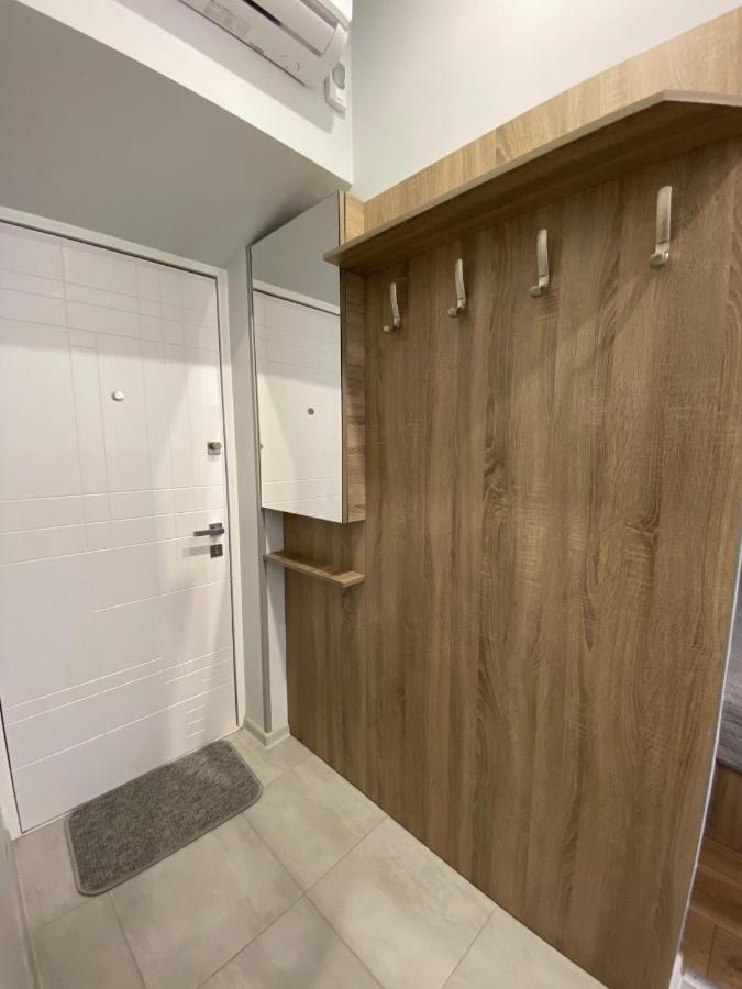 Homelike Apartment Лвив Екстериор снимка