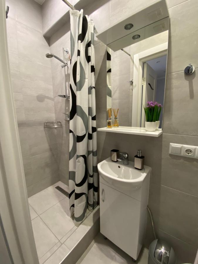 Homelike Apartment Лвив Екстериор снимка