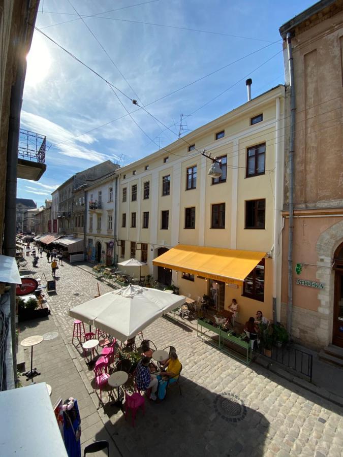 Homelike Apartment Лвив Екстериор снимка